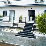 Maison De Julia Panzió 4*