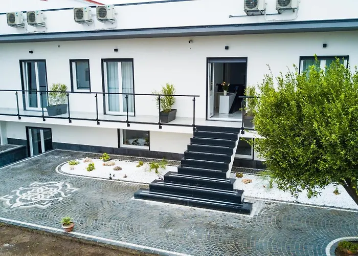 Maison De Julia Couette-café 4*